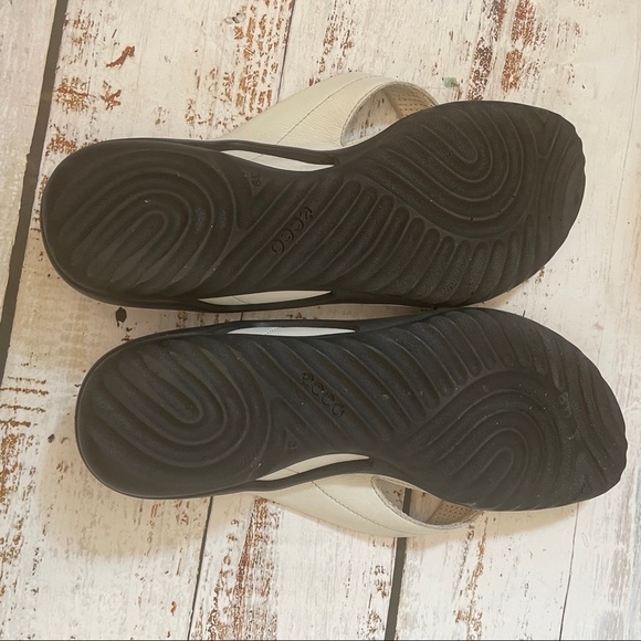 𝅺Ecco flip flop sandals size 39 off white orthotic summer beach shoes - Picture 10 of 10